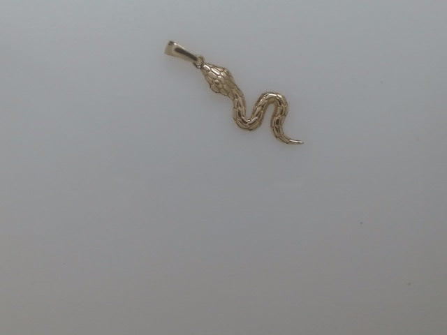 14k Yellow Gold Unisex Pendant 1g