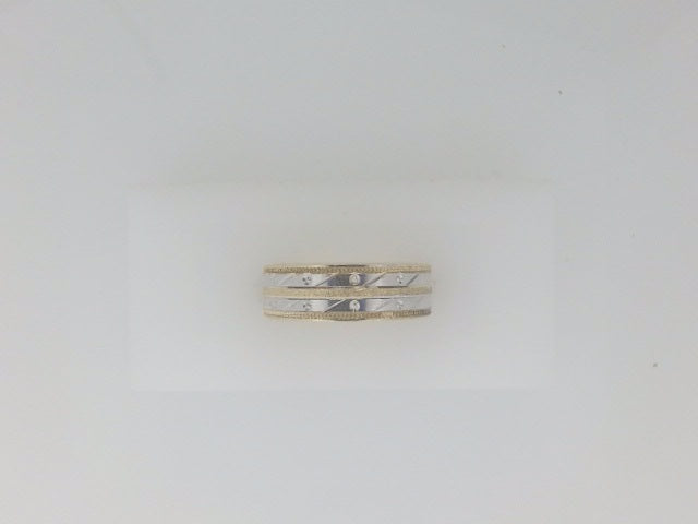 10k Yellow Gold Woman's Ring 3.4g
