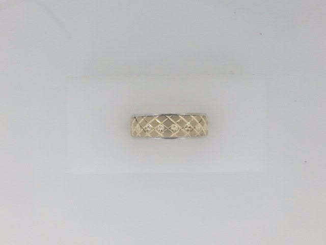10k Yellow Gold Woman's Ring 3.1g