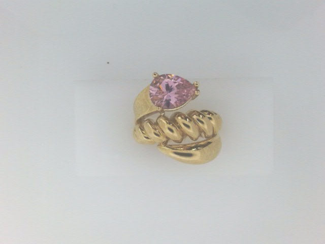10k Yellow Gold Woman's Ring 5.2g