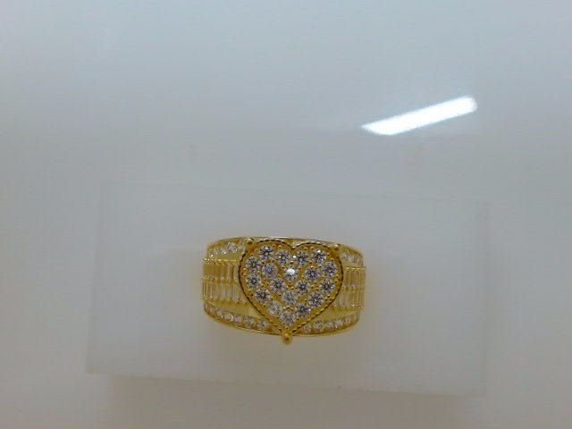 10k Yellow Gold Woman's Ring 3.8g