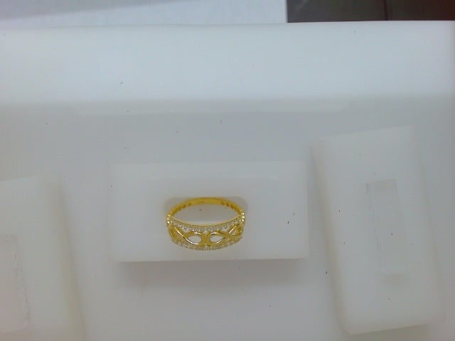 10k Yellow Gold Woman's Ring 1.6g