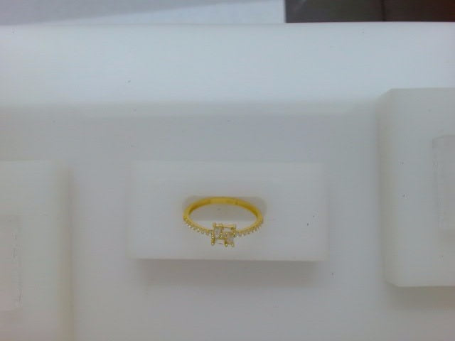 10k Yellow Gold Woman's Ring 1g
