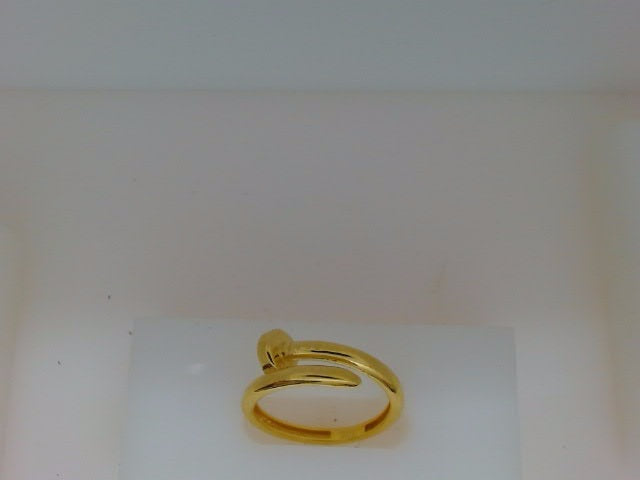 10k Yellow Gold Woman's Ring 2.7g
