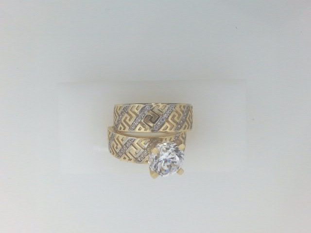 10k Yellow Gold Woman's Wedding Ring 6.3g