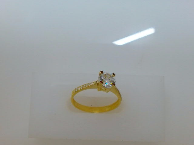 10k Yellow Gold Woman's Wedding Ring 1.9g