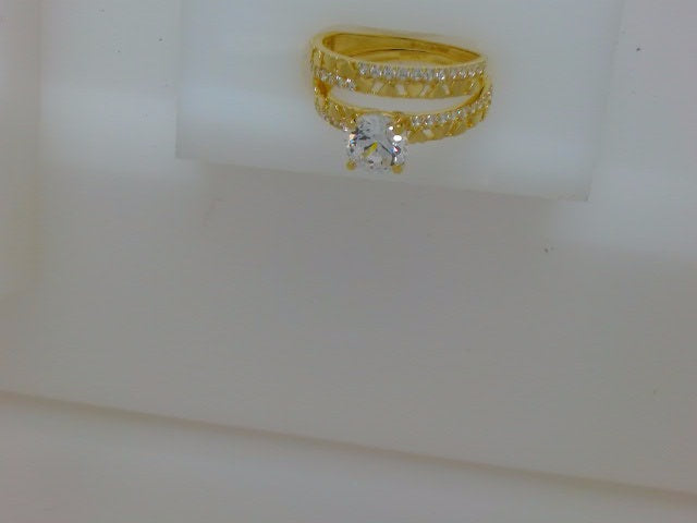 10k Yellow Gold Woman's Wedding Ring 3.2g