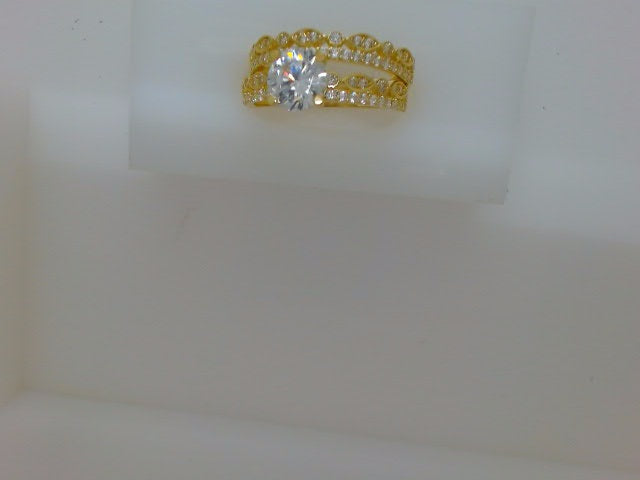 10k Yellow Gold Woman's Wedding Ring 3.5g