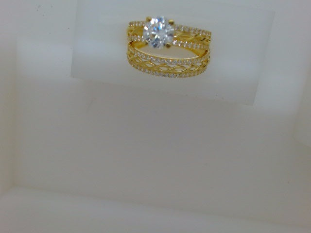 10k Yellow Gold Woman's Wedding Ring 3.8g