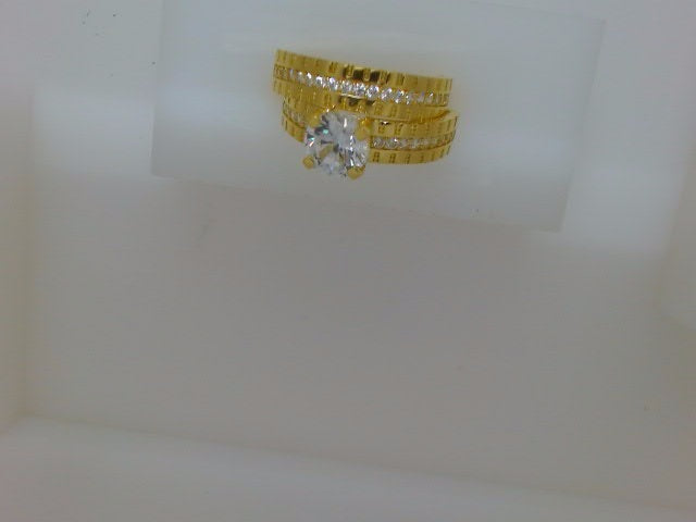 10k Yellow Gold Woman's Wedding Ring 4.1g