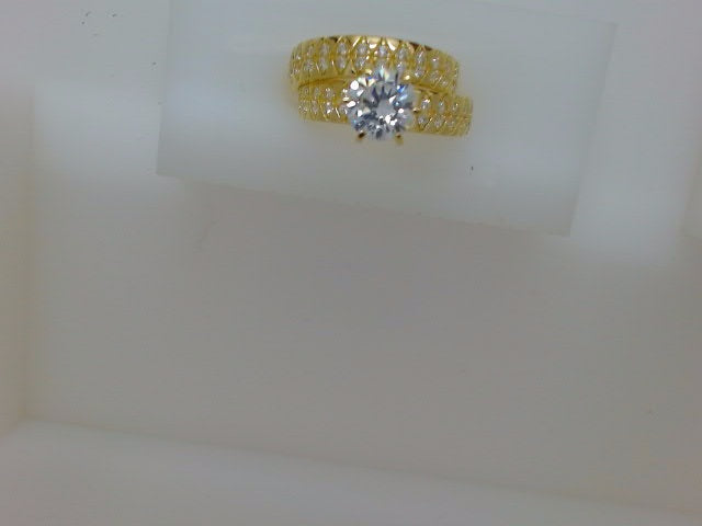 10k Yellow Gold Woman's Wedding Ring 4g