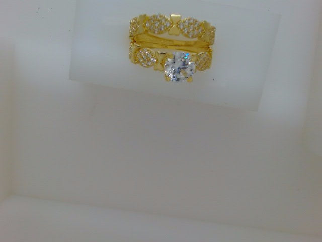 10k Yellow Gold Woman's Wedding Ring 4.1g