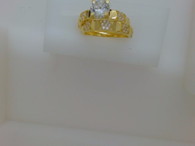 10k Yellow Gold Woman's Wedding Ring 3.5g