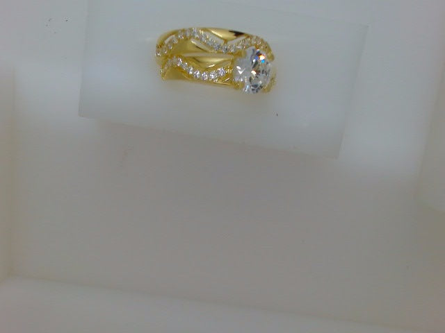 10k Yellow Gold Woman's Wedding Ring 3.5g