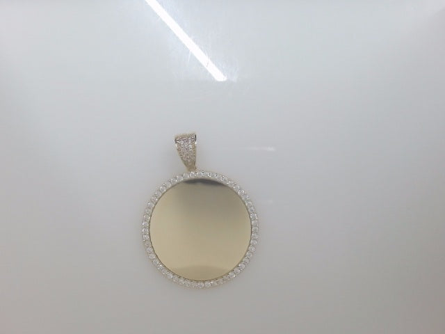 10k Yellow Gold Pendant 6.4g