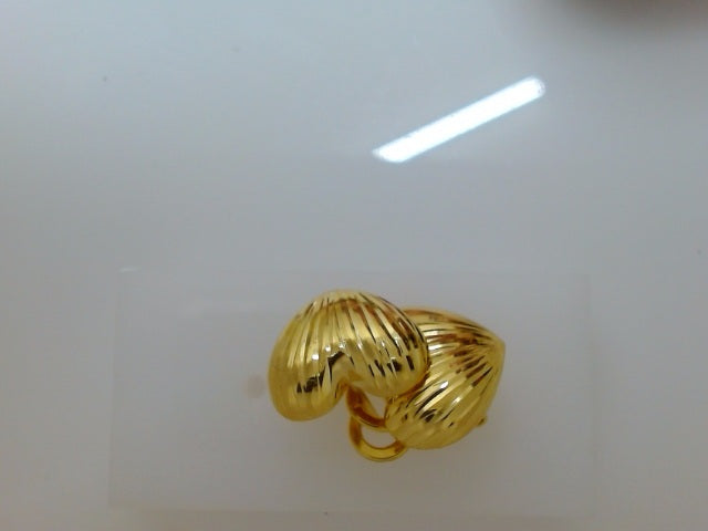10k Yellow Gold Aretes 2.8g