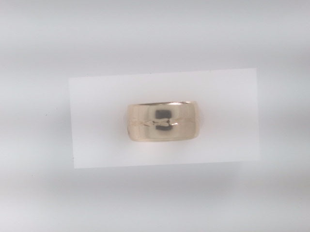 18k Yellow Gold Men's Ring g