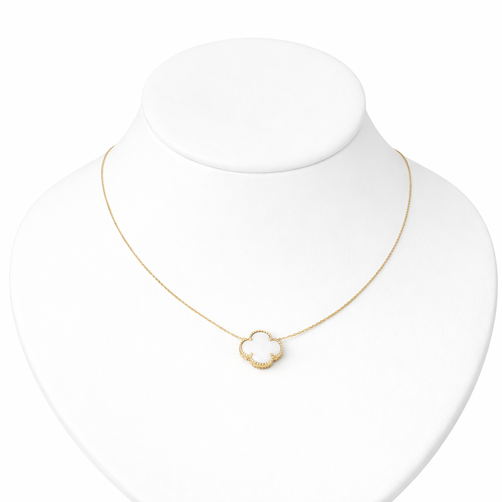 Necklace with pendant